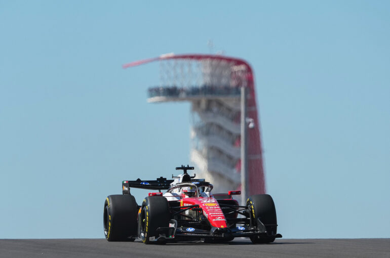Leclerc leader nelle Libere di Austin